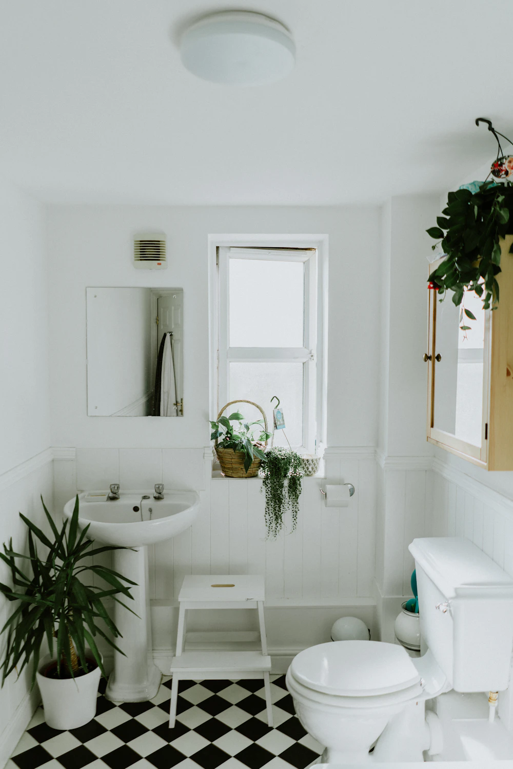 Baño en microcemento: reforma de baños en Bilbao, Casco Viejo por Reformarista
